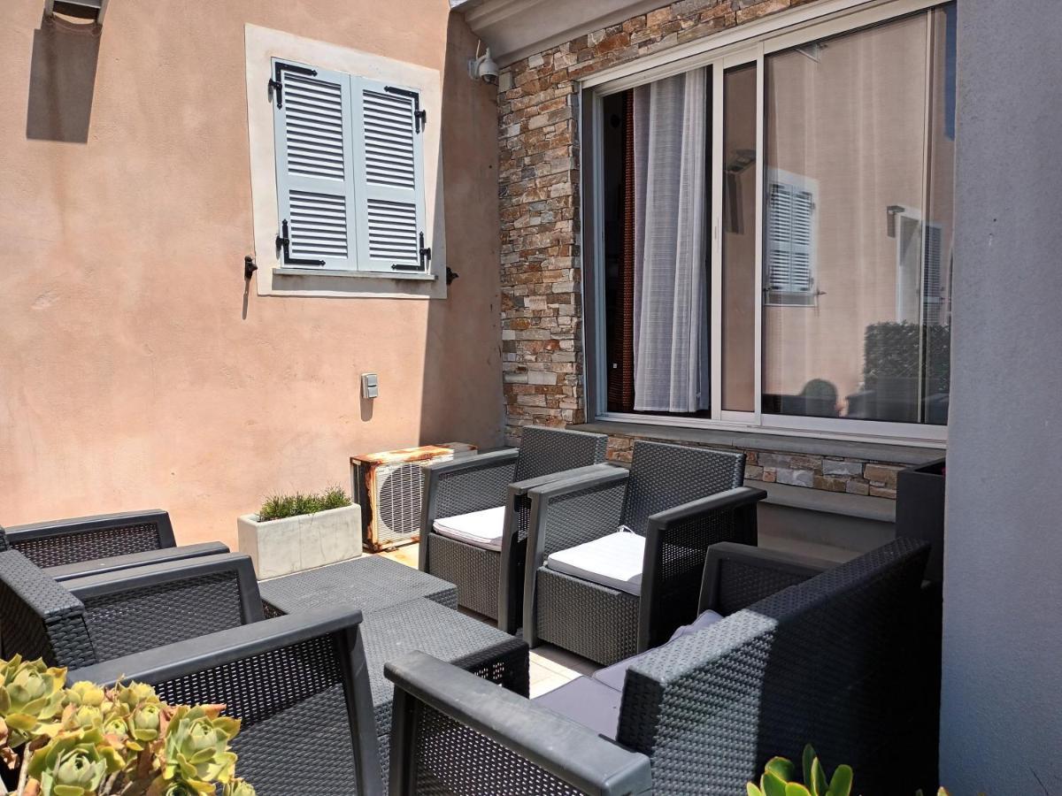 Porteo - Les Terrasses Du Port Чентури Экстерьер фото