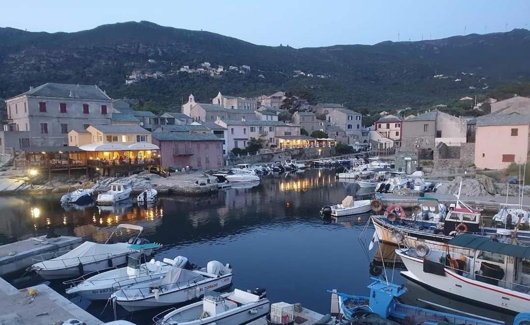 Porteo - Les Terrasses Du Port Чентури Экстерьер фото