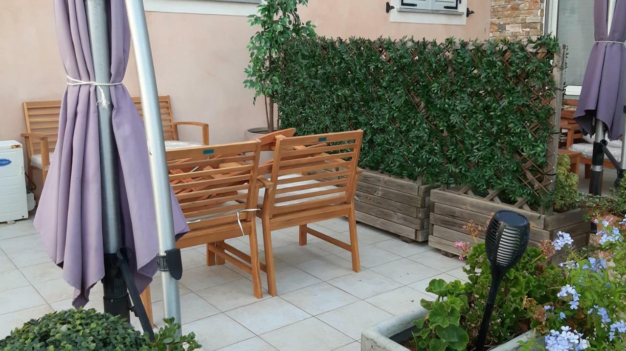 Porteo - Les Terrasses Du Port Чентури Экстерьер фото